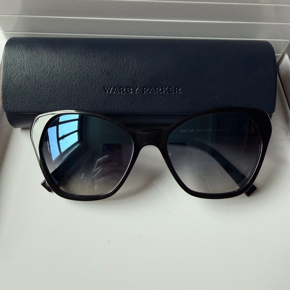 Warby Parker Bea Black Sunglasses - Picture 2 of 6